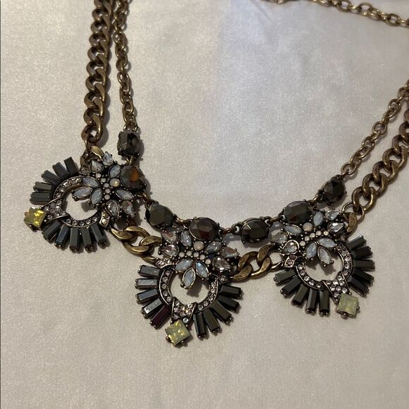 Statement Necklace - Picture 3 of 3